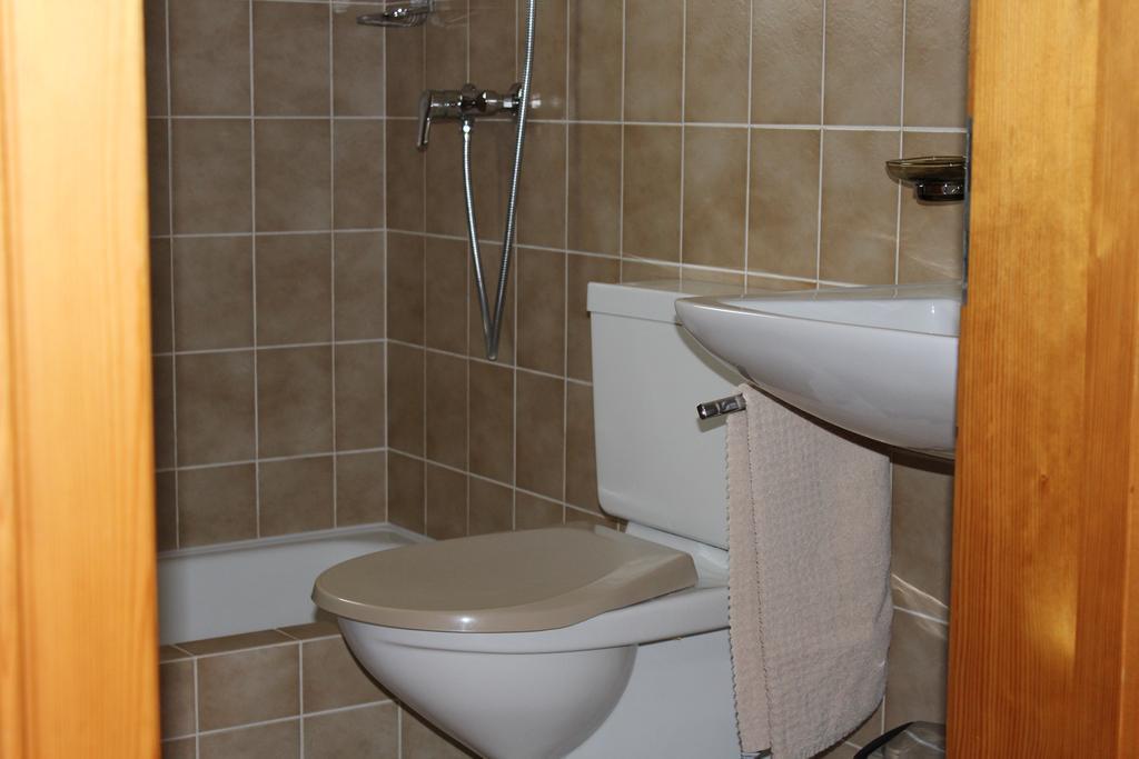 Appartamento Hus Pravis Klosters Esterno foto